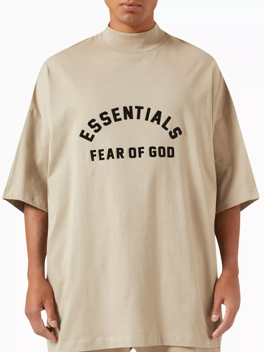 essentials dusty beige flocked logo tee